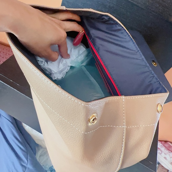 Tommy Hilfiger White Greige Liv II Flap Women Backpacks - Picture 8 of 9